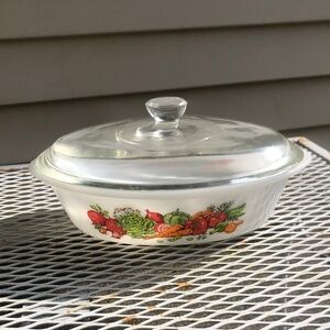 Glasbake "Vegetable Medley“  milk glass casserole dish